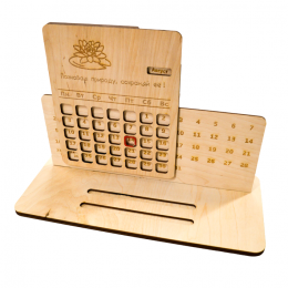 Фигурка из дерева 