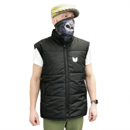 Жилет на синтепоне, однотонный простого кроя, унисекс